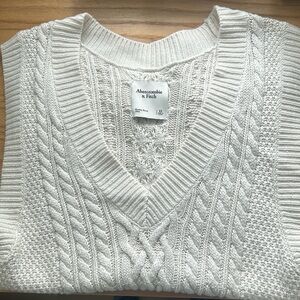 Abercrombie and Fitch sweater vest